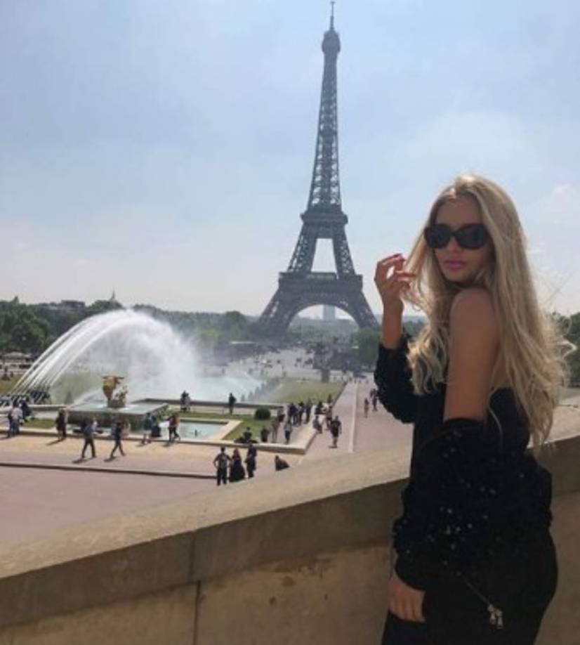 Elizaveta Peskova no muestra ninguna fotografía del Parlamento Europeo donde trabaja.