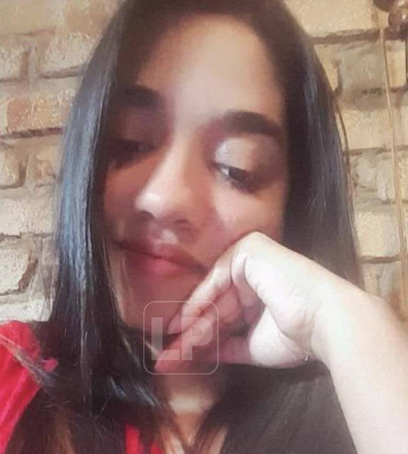 La preocupación de la familia se incrementó este lunes por la mañana cuando una llamada los alertó del hallazgo, supuestamentemente de varios cuerpos en río Villa Vieja del sector al que se mudaban.