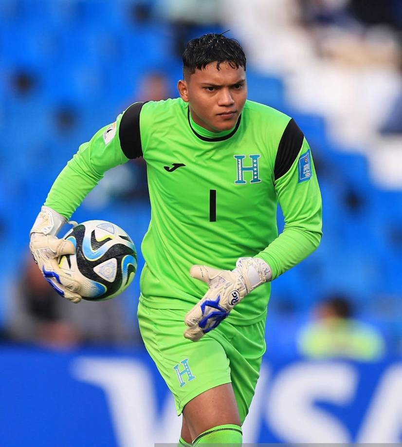 El portero hondureño Juergen García fue figura en el partido contra Corea del Sur.