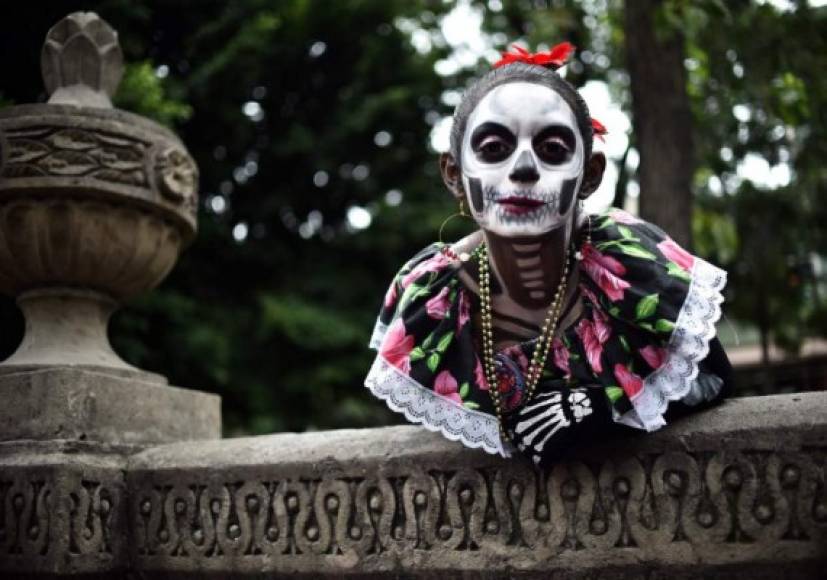 El Día de Muertos es una de las tradiciones de mayor arraigo en México, incluso forma parte del Patrimonio Cultural Inmaterial de la Humanidad.