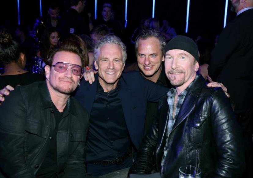 Uno de los más premiados de la noche. La banda U2.