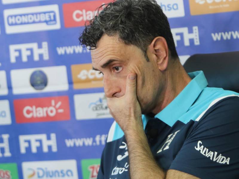 José Francisco Molina lamentó la derrota de la Selección de Honduras contra Martinica en la Concacaf Nations League.
