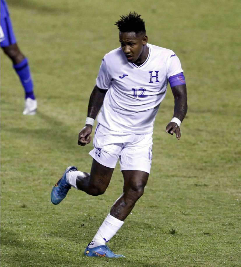 SUPLENTES - Romell Quioto arrancó de titular en el primer duelo contra Cuba, pero sería alternativa para el segundo cotejo en el Nacional Chelato Uclés.