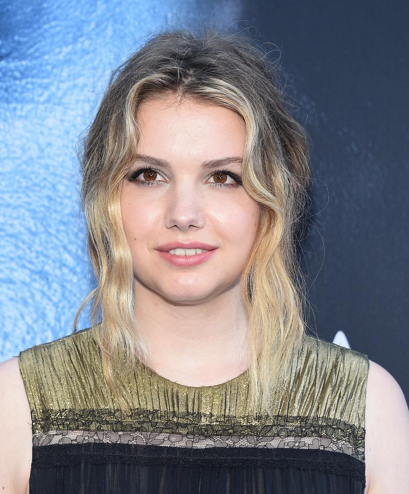 Hannah Murray revela crisis psicótica: “Sentí que daba a luz por el cráneo”
