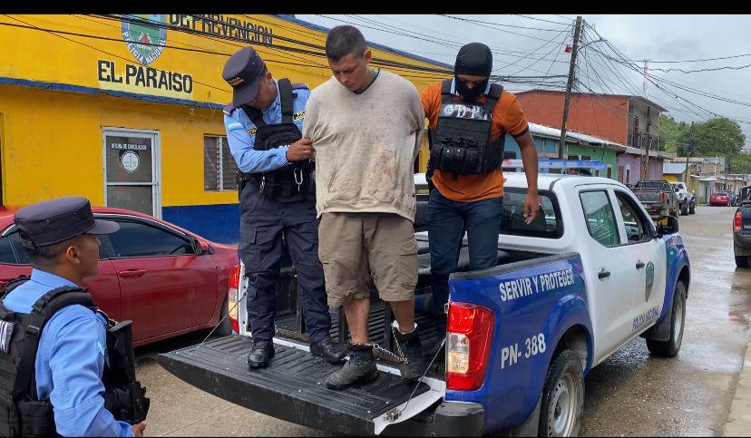 Joel Zelaya es capturado tras ultimar a tres de sus familiares en El Paraíso