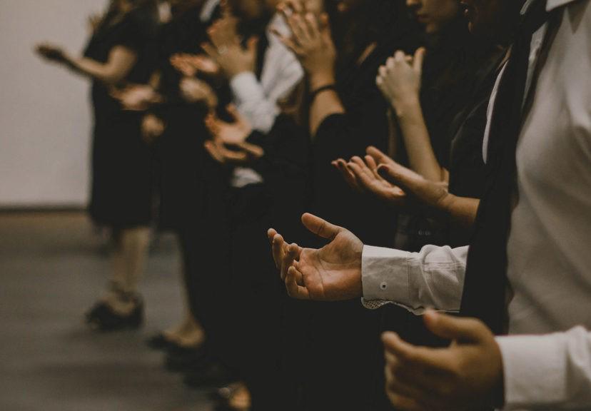 Polémica por oficio que prohibía manifestaciones religiosas en oficinas educativas