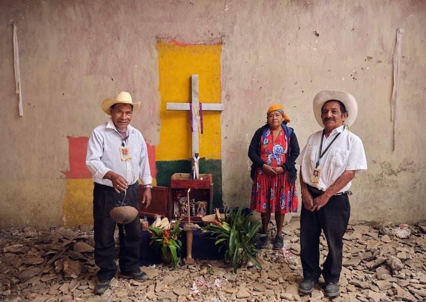 La grabación de “Apinán” duró ocho meses. Apinán es un palabra que significa “nosotros” en lengua lenca.