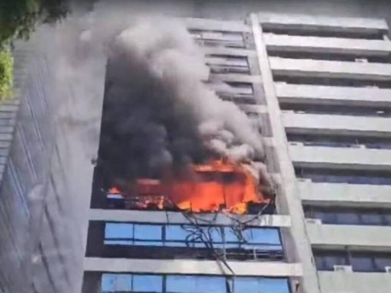 Video: Explota edificio cerca del Ministerio de Trabajo en Argentina