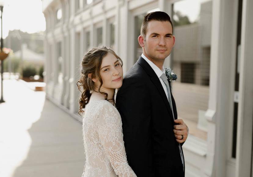  Davy y Natalie Lloyd tras casarse decidieron instalarse en Haiti para cumplir la misión de llevar la palabra de Dios a los haitianos.