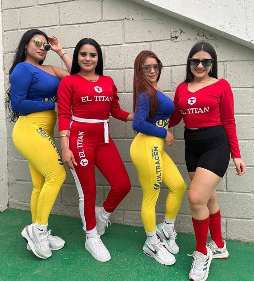 Ambiente y lindas chicas: así se vivió la jornada 17 del Clausura