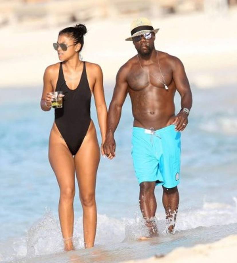 El comediante estadounidense contrajo matrimonio el sábado con su novia de mucho tiempo, Eniko Parrish, en una ceremonia en California rodeado de amigos y familiares.