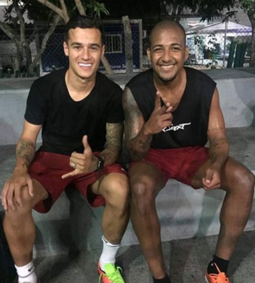 Leandro Motta es amigo íntimo de nada más y nada menos que Coutinho, el crack brasileño que brilla en el FC Barcelona de España.