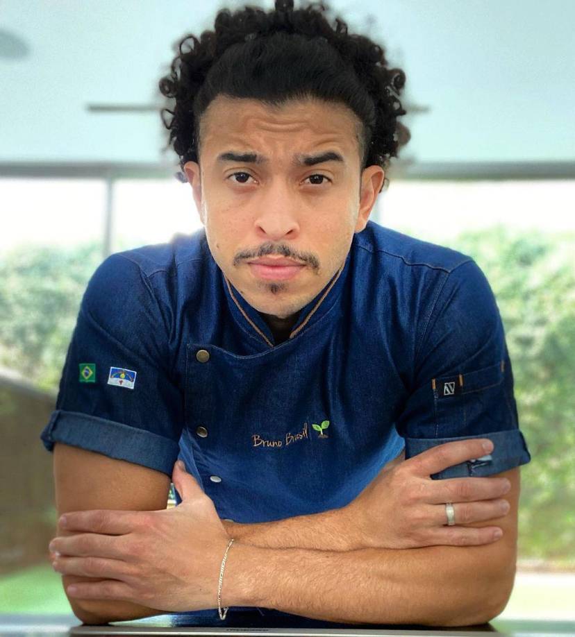 El amigo de Dani Alves es un chef al que conoce desde hace muchos años, como se puede comprobar en las imágenes que ambos han publicado en redes sociales.