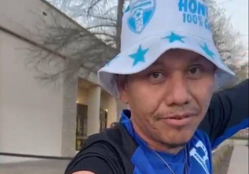 Este aficionado catracho mostró su tatuaje de la ‘H’ y dejó un divertido mensaje: “Si creímos en nuestra ex, no vamos a creer en la Selección” 