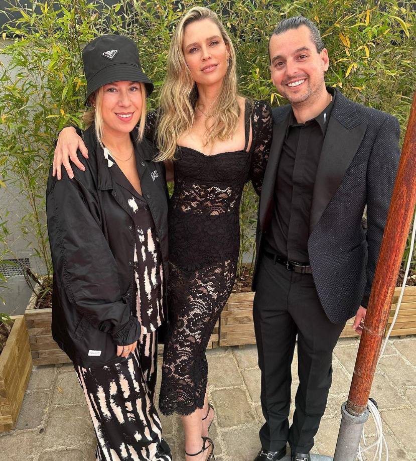 Él, un alemán de 28 años que había saltado a la fama en el mundo del tenis, la cautivó casi de inmediato. 