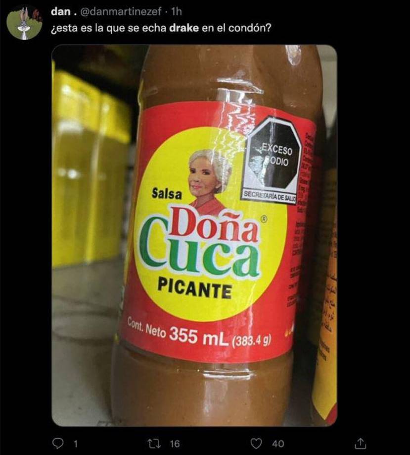 El intérprete de “Hotline Bling” es padre de un niño de cuatro años llamado Adonis Graham, fruto de su relación fugaz la estrella del cine para adultos, Sophie Brussaux.