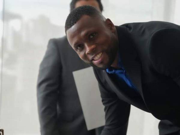 Yustin Arboleda se mostró feliz tras obtener la nacionalidad hondureña.