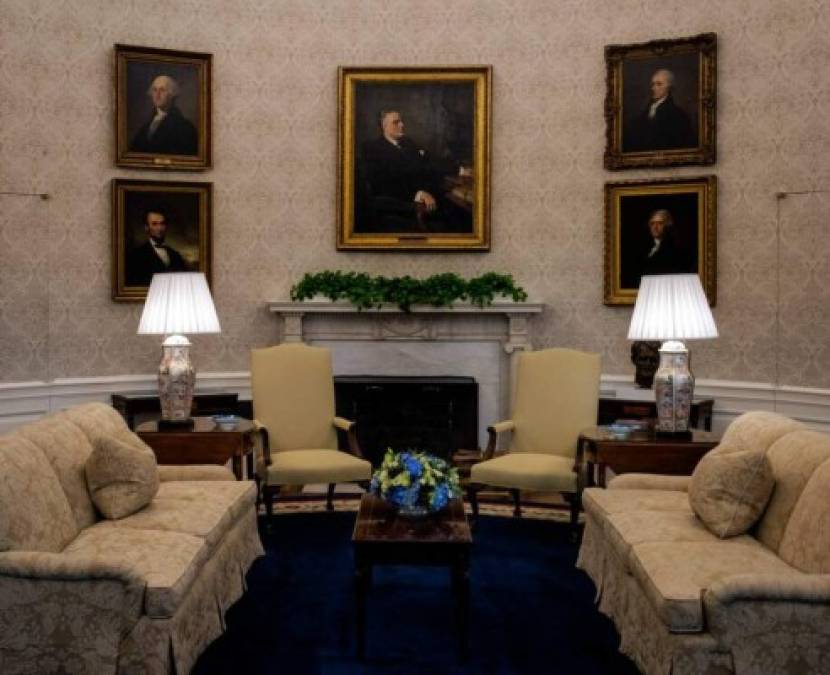 En su lugar Biden ha colgado un retrato del expresidente demócrata Franklin Delano Roosevelt, artífice del 'New Deal' y el líder que guió al país durante la II Guerra Mundial y de otros líderes estadounidenses.<br/>