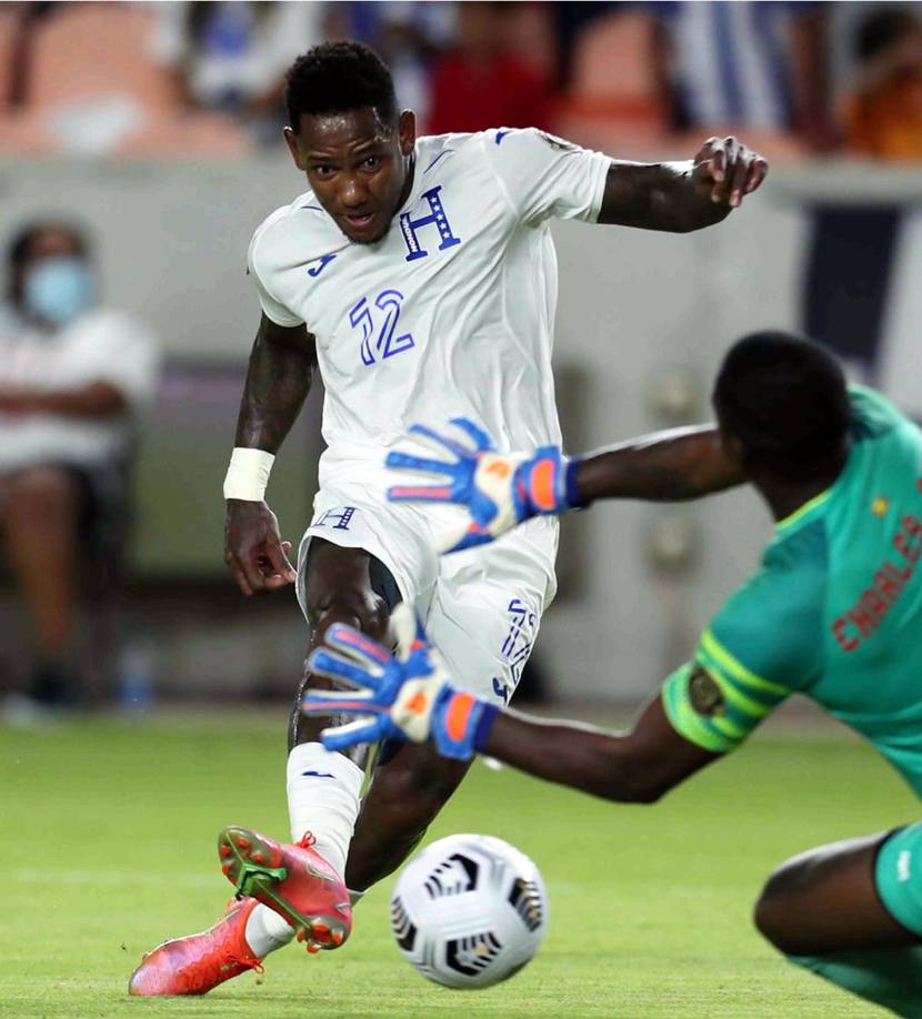 Romell Quioto - ‘El Romántico’ encabezará el ataque de la Selección de Honduras ante Argentina. Llega en un buen momento en la MLS y sin duda será un dolor de cabeza para la defensa albiceleste.