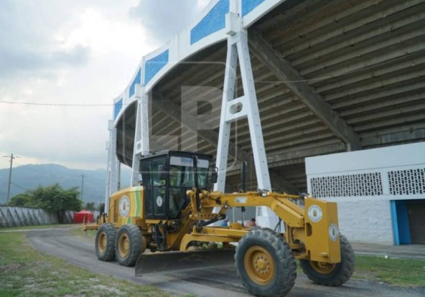 Al estadio Olímpico se le están haciendo varias mejoras ya que se espera que 18,000 aficionados puedan ingresar para disfrutar del Honduras - EUA.