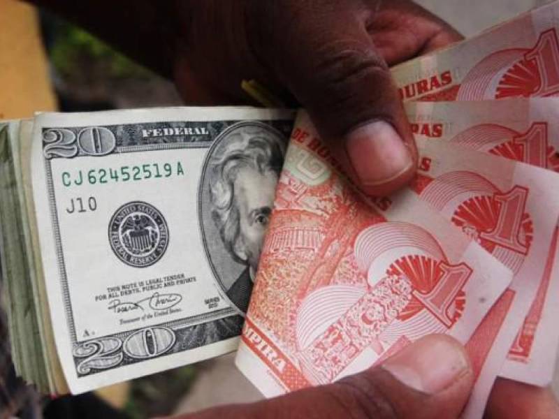 El Banco Central de Honduras sostiene que la devaluación del lempira frente al dólar al cierre de este año superará el 1%.