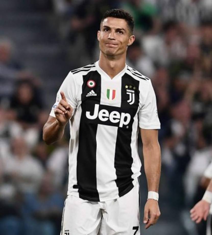 7. Cristiano Ronaldo (Real Madrid/Juventus).