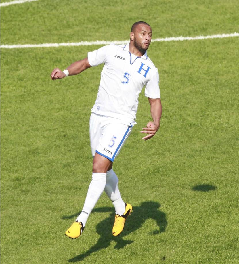 Víctor Bernárdez - El ‘Muma’ fue parte de esa gloriosa selección hondureña que batió a México en el Azteca.