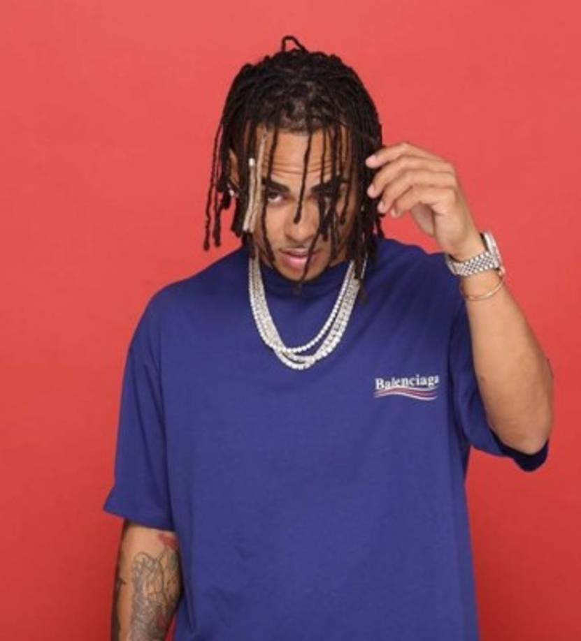 El reguetonero subió varias imágenes a su cuenta de Instagram para dar a conocer su nuevo look y de inmediato sus seguidores comentaron sobre cómo luce el reguetonero.