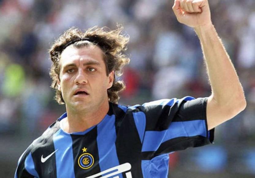 Christian Vieri cuenta con 45 años de edad y tuvo una larga trayectoria en su carrera. Militó en el Torino, Juventus, Atalanta, Inter de Milán, Lazio, Atlético de Madrid, Milan, Fiorentina etc. Hoy se vida ha dado un gran giro.