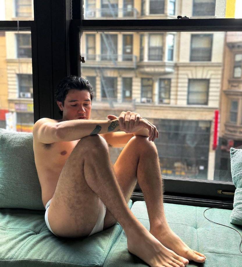 De esta forma encendió las redes sociales y sus seguidores no dudaron en comentarle mensajes por lo bien que luce. 