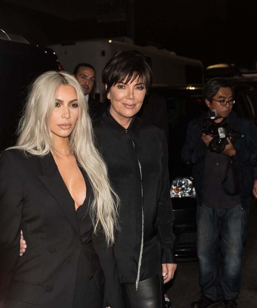 La enfermedad de Kim Kardashian revive el dolor por la muerte de su padre