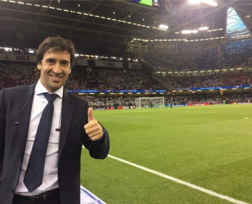 Raúl González Blanco cuenta con 41 años de edad y suena para llegar al banquillo del Real Madrid.