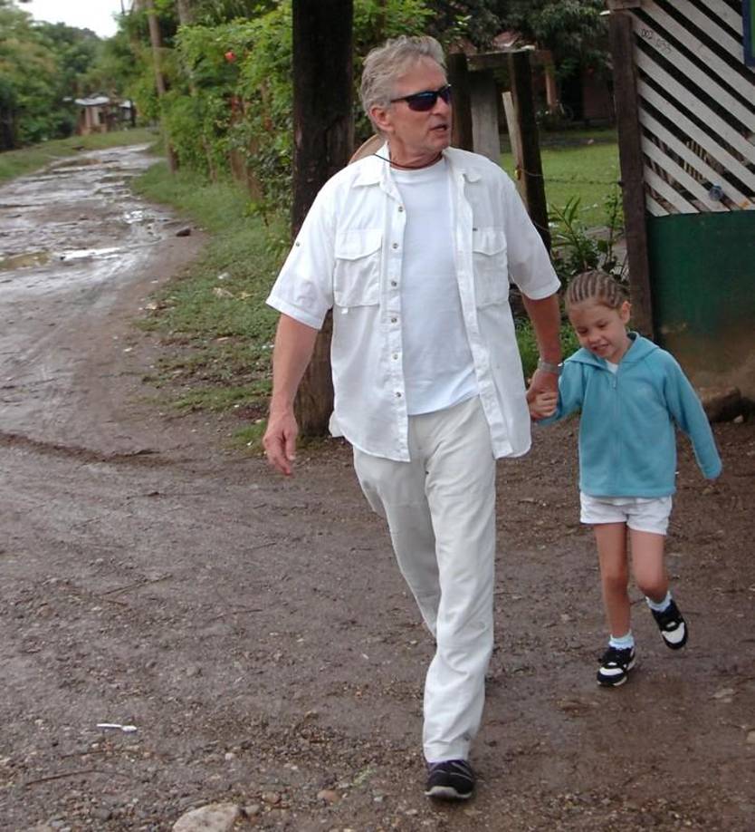 Un equipo de LA PRENSA estuvo allí para acompañarlos en su aventura y documentar el paseo de los famosos. 