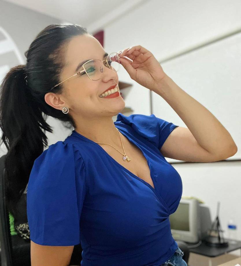 La presentadora, que ha sido una figura central en ese canal, dijo estar lista para abandonar el foco mediático y dedicarse a su familia y a sus nuevas aspiraciones profesionales.