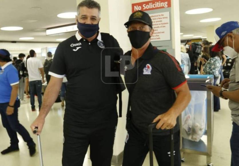 Diego Vázquez y Pedro Troglio dejaron atrás todo tipo de polémicas que han tenido anteriormente y se dieron un abrazo en el aeropuerto de New Jersey.