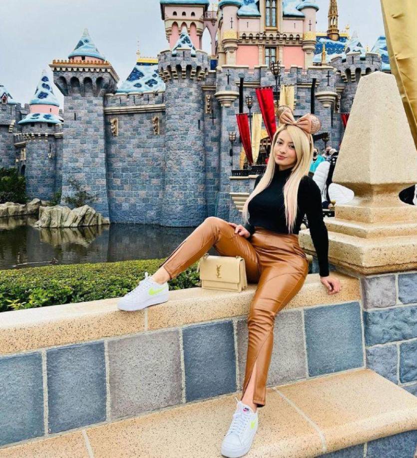 La preciosa chica reside en los Estados Unidos y es mamá de uno de los hijos de jugador hondureño del Olimpia.