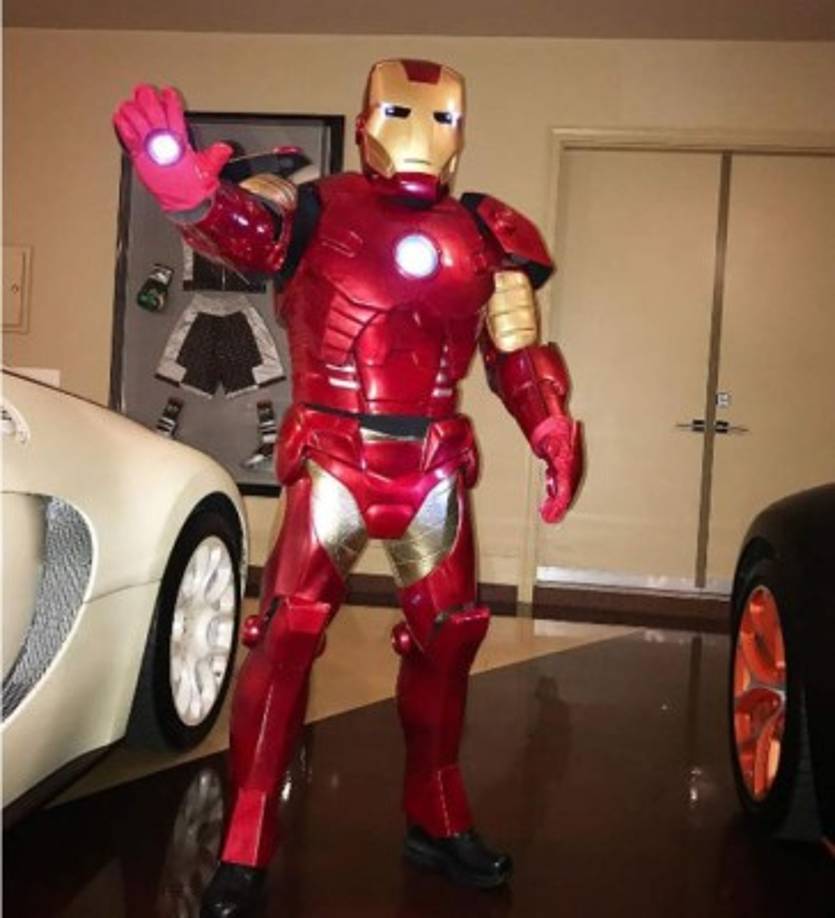 El ex campeón mundial de boxeo, Floyd Mayweather, es Ironman.