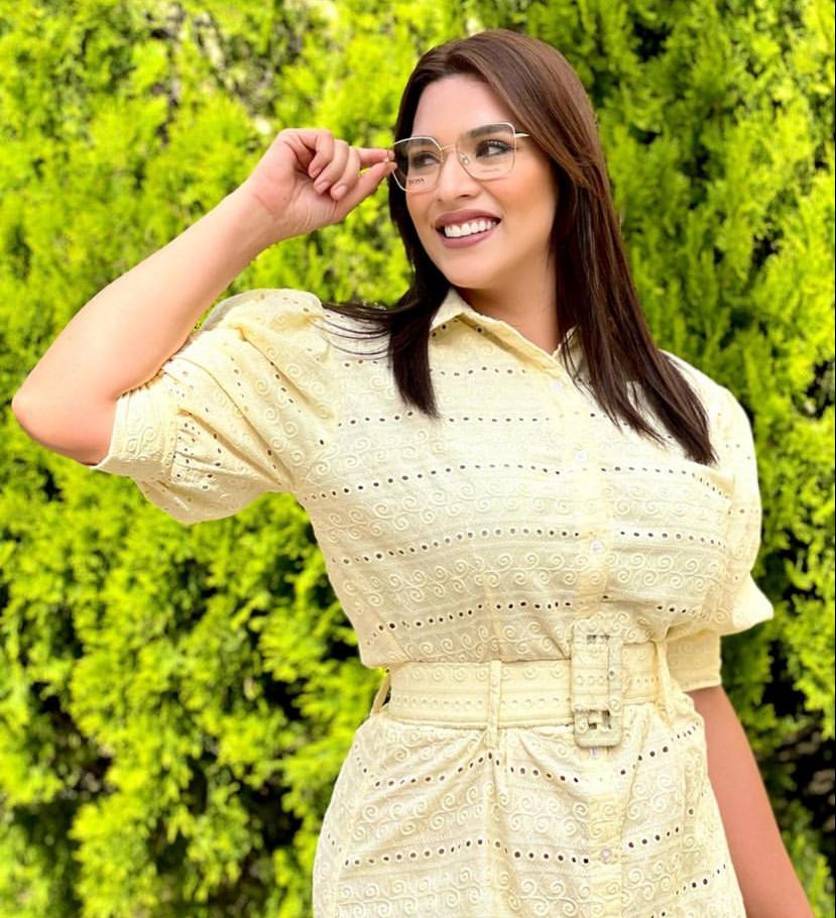 Actualmente es presentadora en el noticiero HCH matutino. 