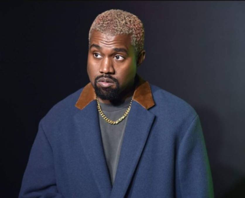 3.- Kanye West - 42 años<br/>Rapero<br/>$150 MDD<br/><br/>El cuñado de Kylie Jenner y esposo de Kim Kardashian, cuyos negocios en el sector de la moda han catapultado sus ingresos hasta los 150 millones: se lleva un 15 % de las ventas de sus zapatillas Yeezy, en colaboración con Adidas, y en los últimos 12 meses esa marca ha generado 1.000 millones de dólares.