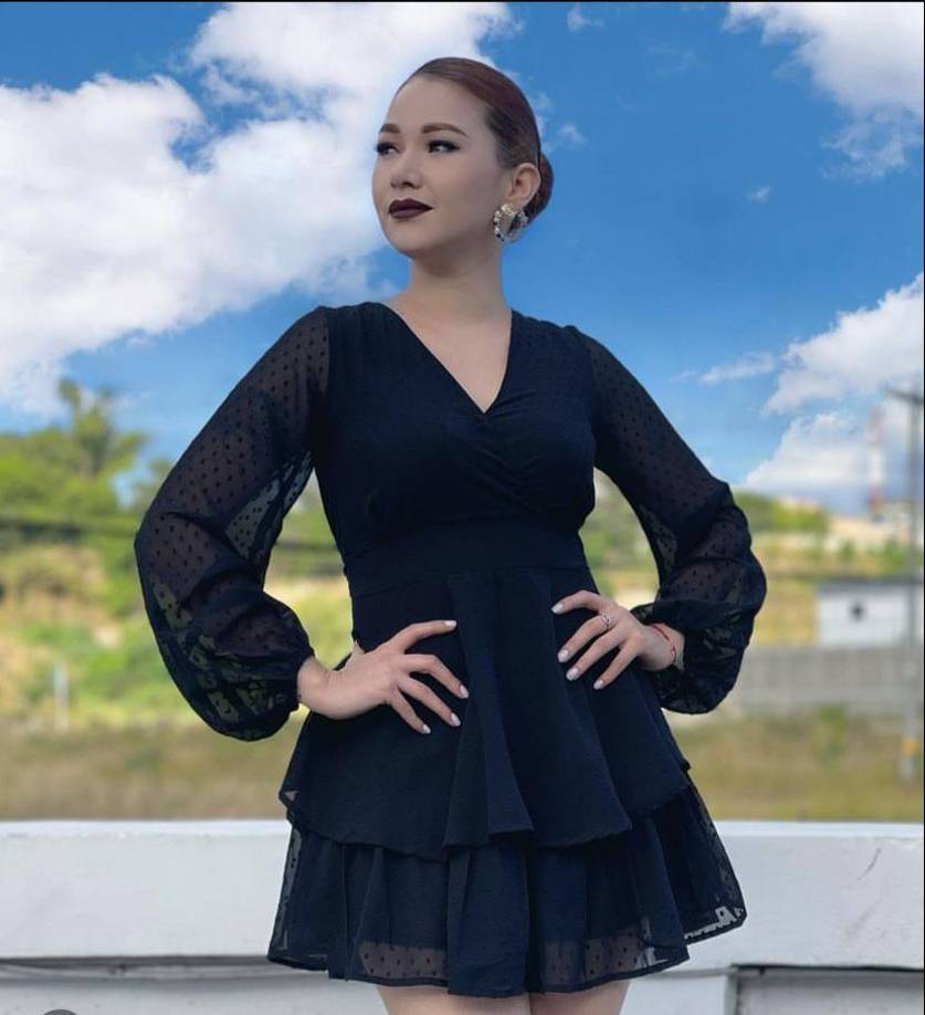 En la actualidad Jennifer es una exitosa comediante y creadora de contenido. 