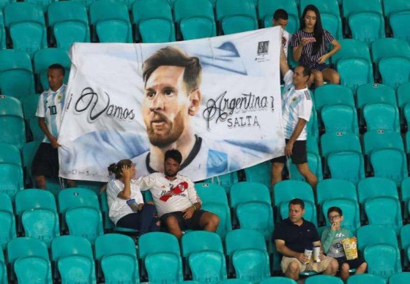 Una pancarta con la imagen de Messi.