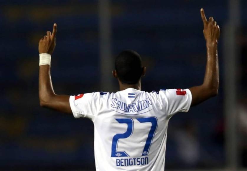 Jerry Bengtson marcó un doblete frente al Honduras Progreso. Acá celebrando su segundo gol.