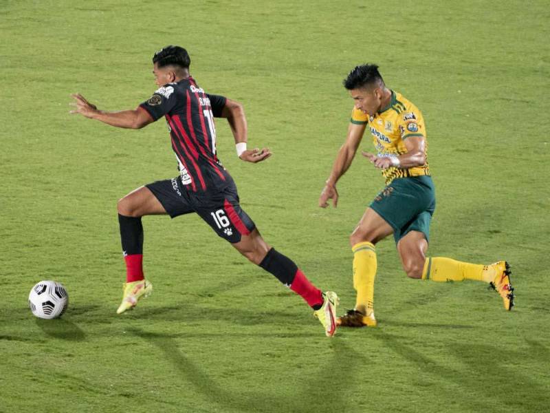 El Guastatoya hizo historia al dejar eliminado al Alajuelense en propio territorio tico.