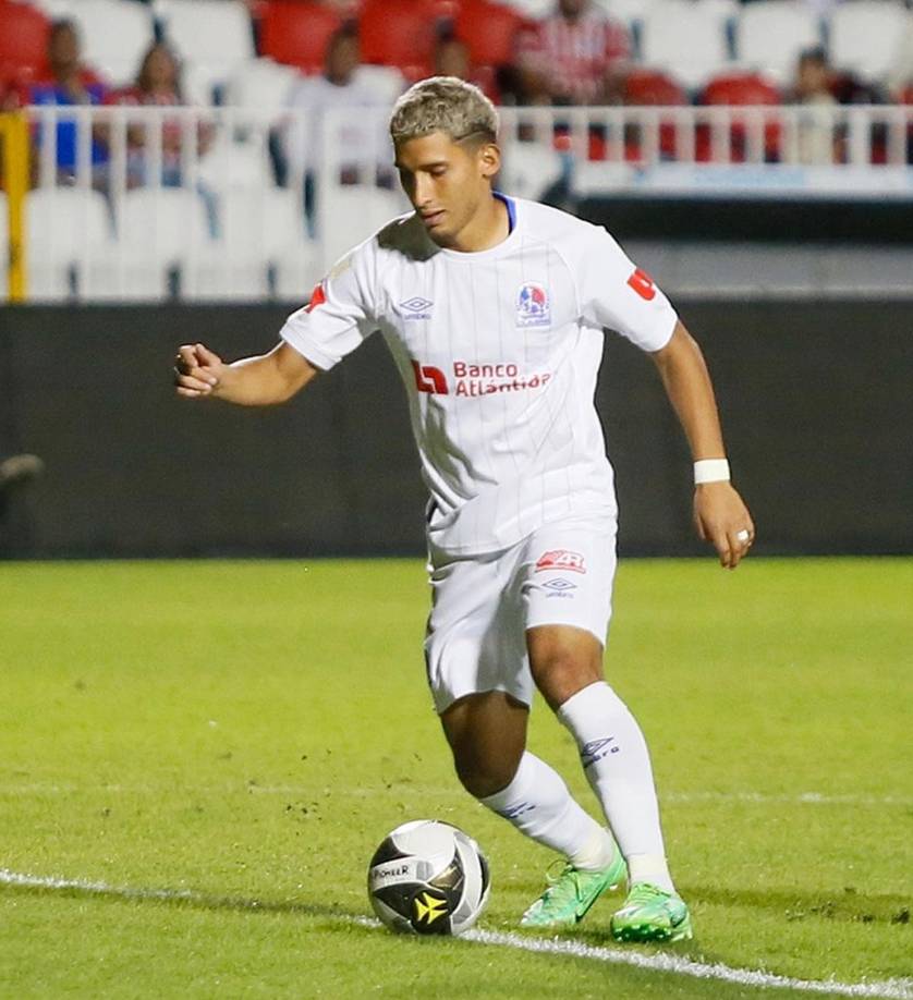 José Mario Pinto se perfila para ser acompañante en el 11 titular como un extremo.