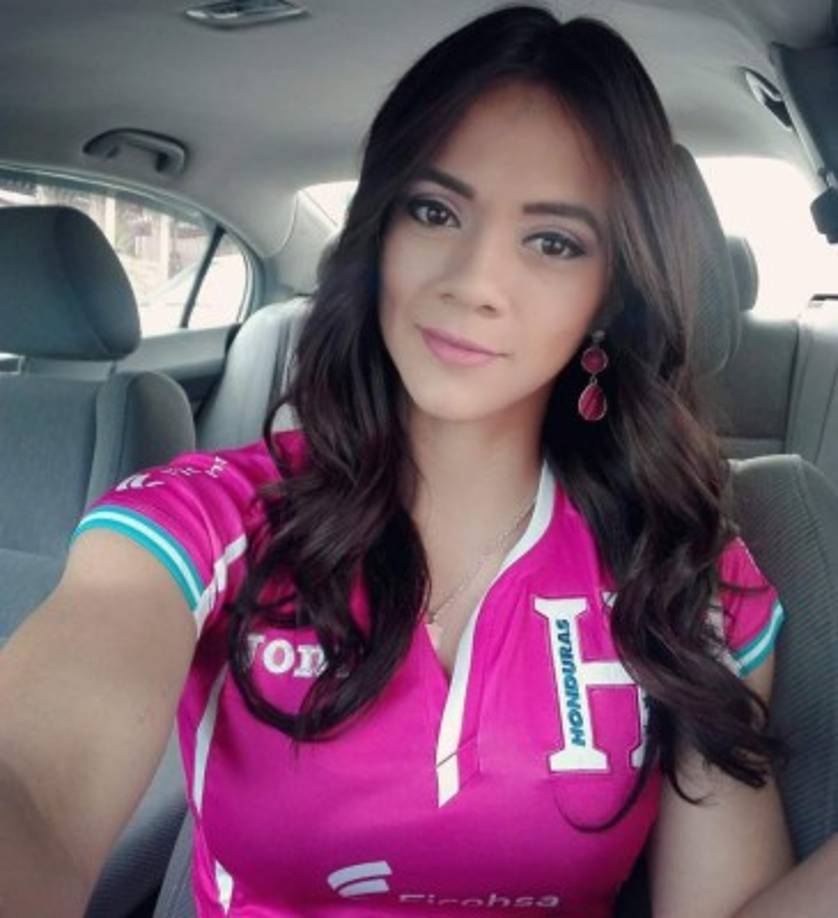 Isabel Zambrano: Bella periodista hondureña de la cadena Televicentro.