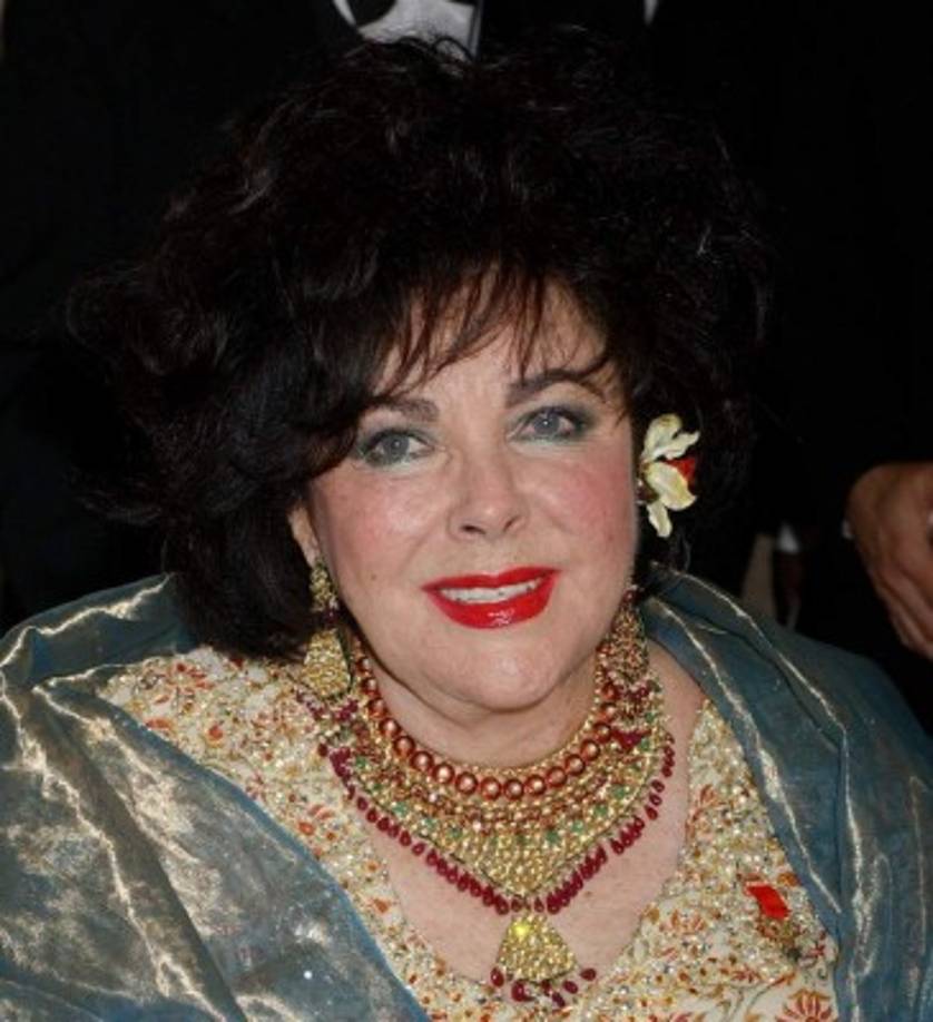 Elizabeth Taylor. Aunque tuvo cuatro hijos. La diva del cine tuvo por lo menos un aborto involuntario en dos ocasiones.