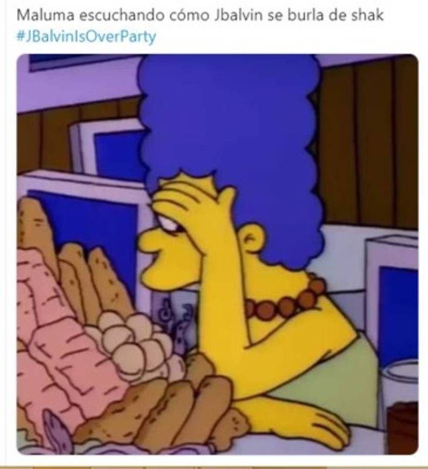 Mientras Maluma, que ha colaborado con Shakira en el pasado, le señaló que no era gracioso, J Balvin siguió riendo.