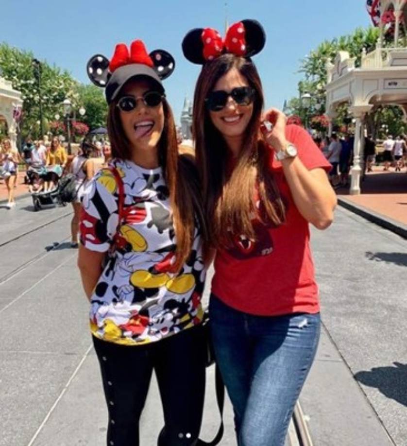 La hermanas se llevan muy bien, incluso organizan vacaciones juntas.