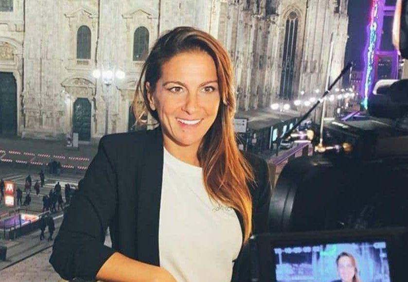 Y agregó el contexto del tema: “Se había creado un ambiente de confianza, así que cuando volvimos a vernos en Madrid, Jude -que es un chico educado- se me acercó y me preguntó cómo se estaba portando mi hijo. Durante la conexión, tras analizar el partido, le pregunté si podía decirle a mi hijo Gabriel que hiciera los deberes de español. Mi siguiente frase, sobre venir a casa conmigo, desde luego no escondía una implicación sexual. Tanto es así que añadí que ‘sería el hijo perfecto’”.