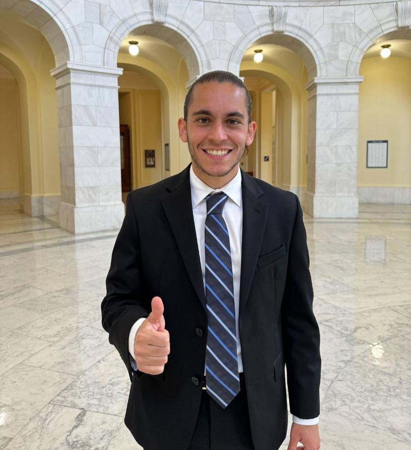 Espina hizo alusión a que Shin Fujiyama correrá 42 kilómetros por día, lo que representa una maratón diaria para completar el riesgoso reto de correr esos 3,000 kilómetros, mismos que deberá hacerlo por al menos 70 días consecutivos en pleno verano.